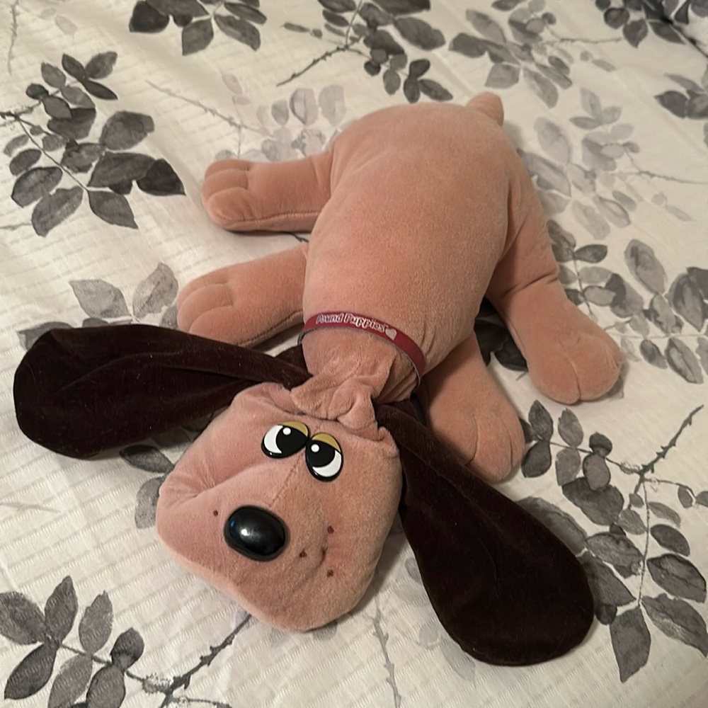 1985 Pound Puppies Plush Tonka Toy